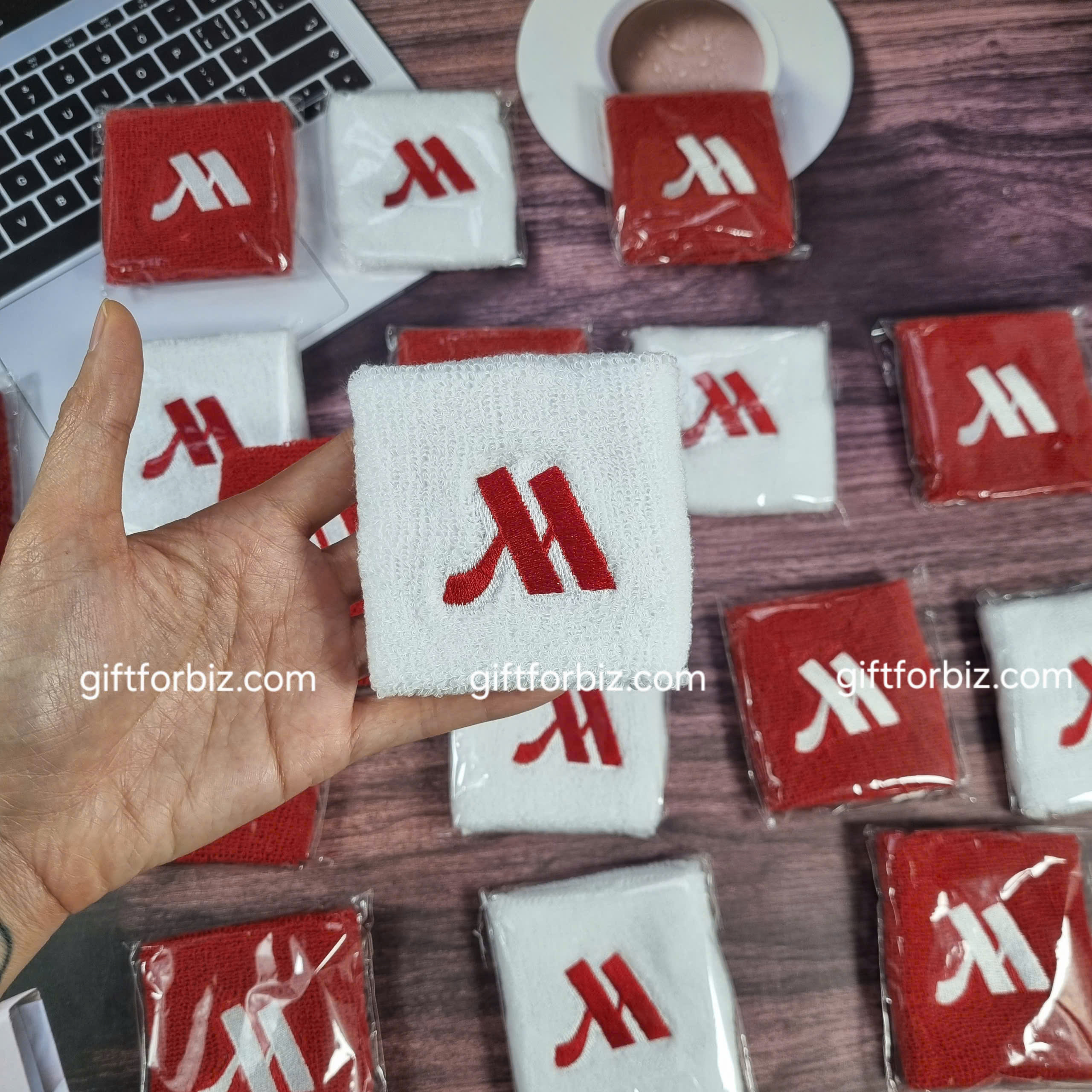Băng Cổ Tay Thêu Logo Theo Yêu Cầu - Ảnh 2